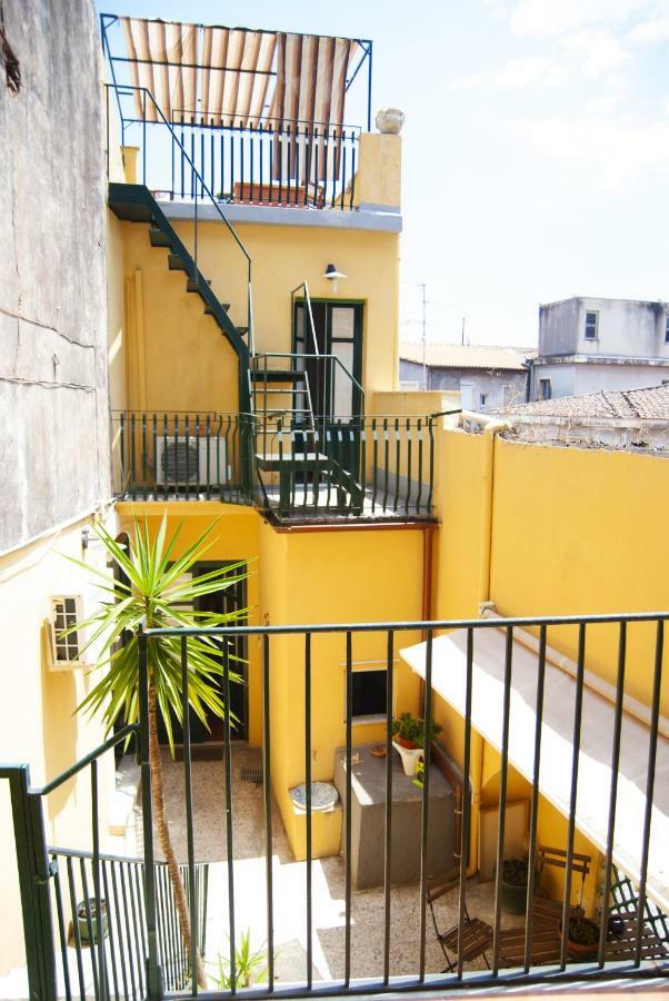 Cla & Ale Apartment Catania Luaran gambar